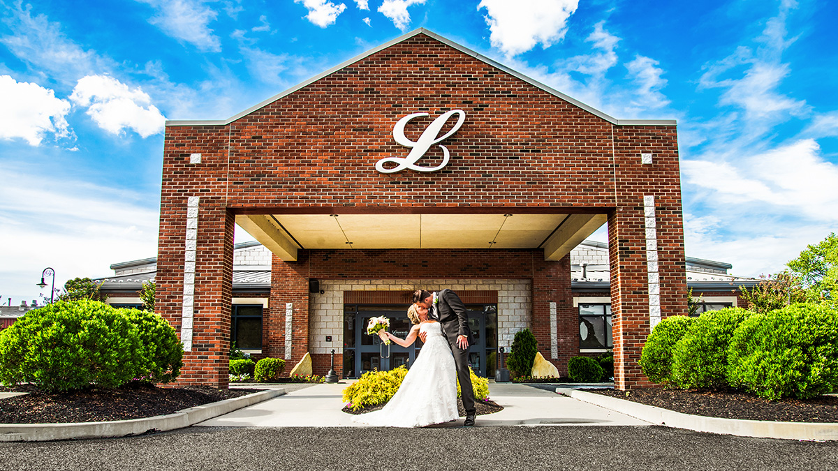 Weddings Capozzoli Catering, 801 Morton Avenue, Folsom, PA 19033, 610